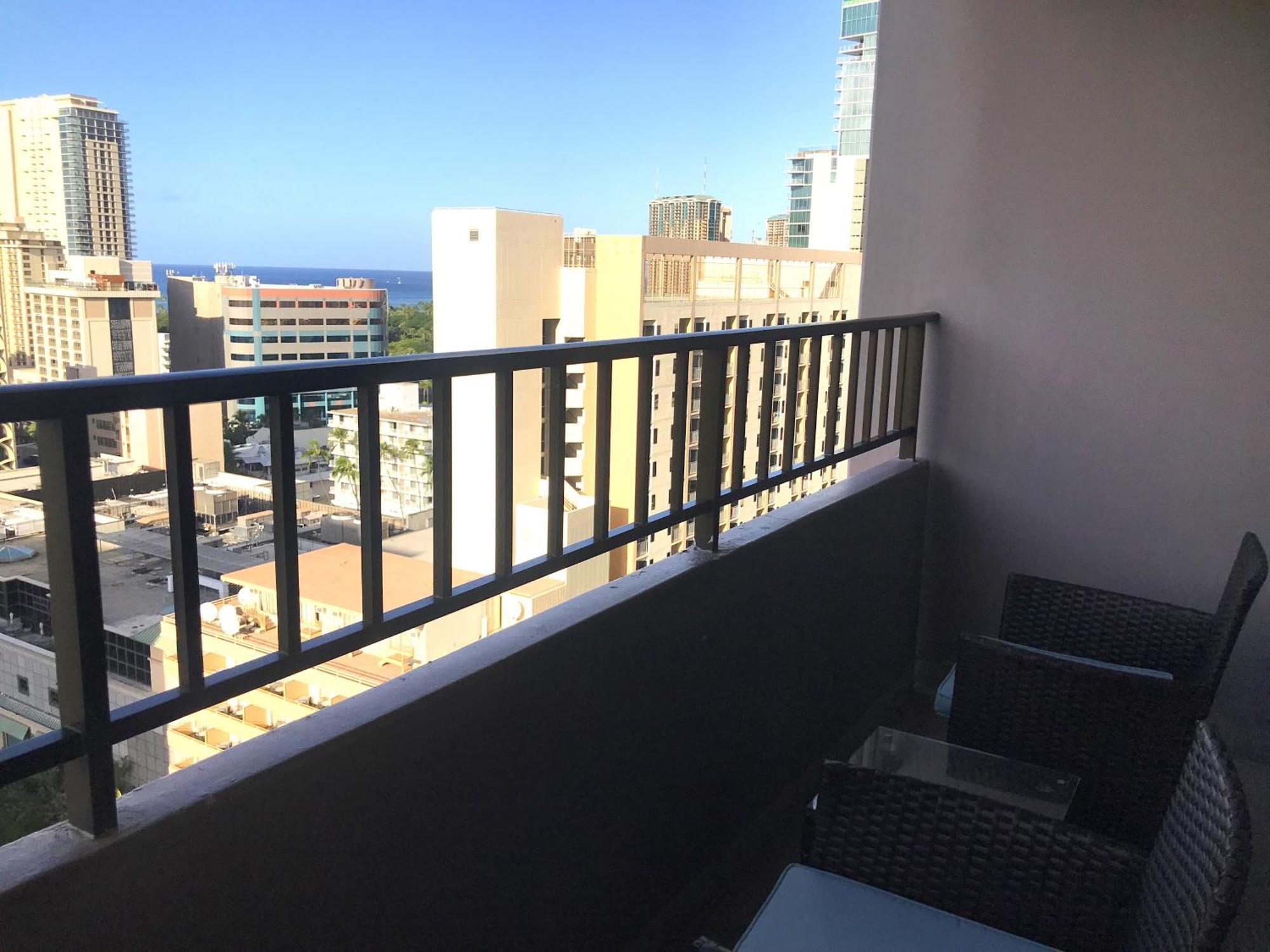 Royal Kuhio 1812 - 1Br With Partial Ocean View In The Heart Of Waikiki With Free Parking! Villa Honolulu Eksteriør billede