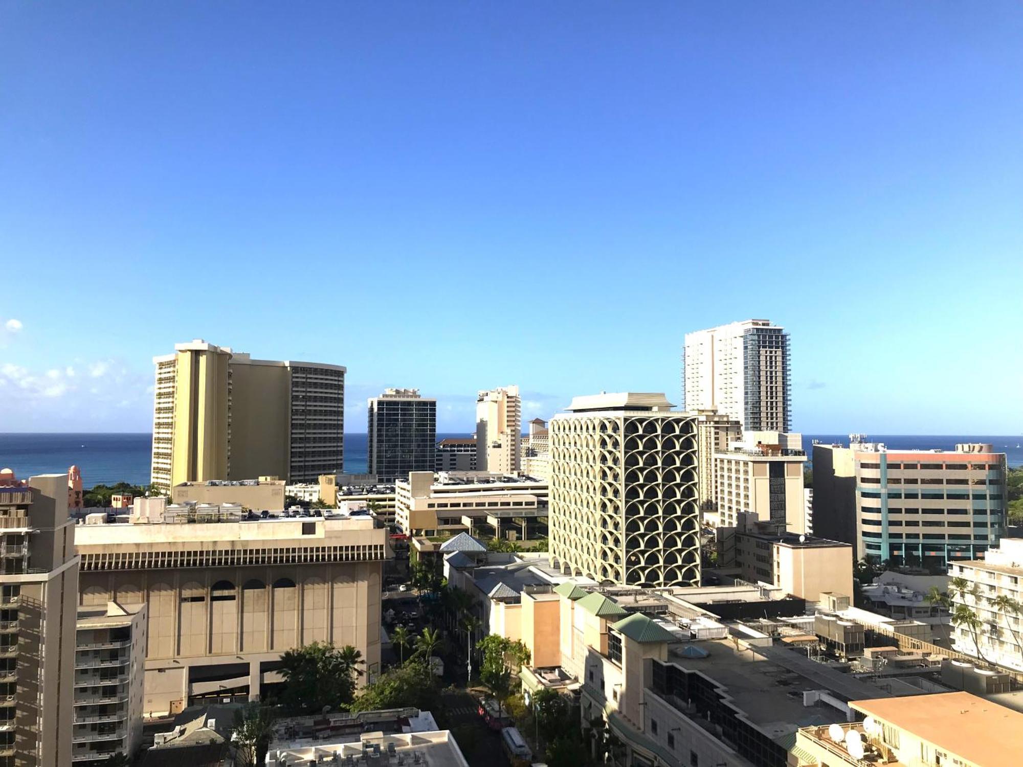 Royal Kuhio 1812 - 1Br With Partial Ocean View In The Heart Of Waikiki With Free Parking! Villa Honolulu Eksteriør billede